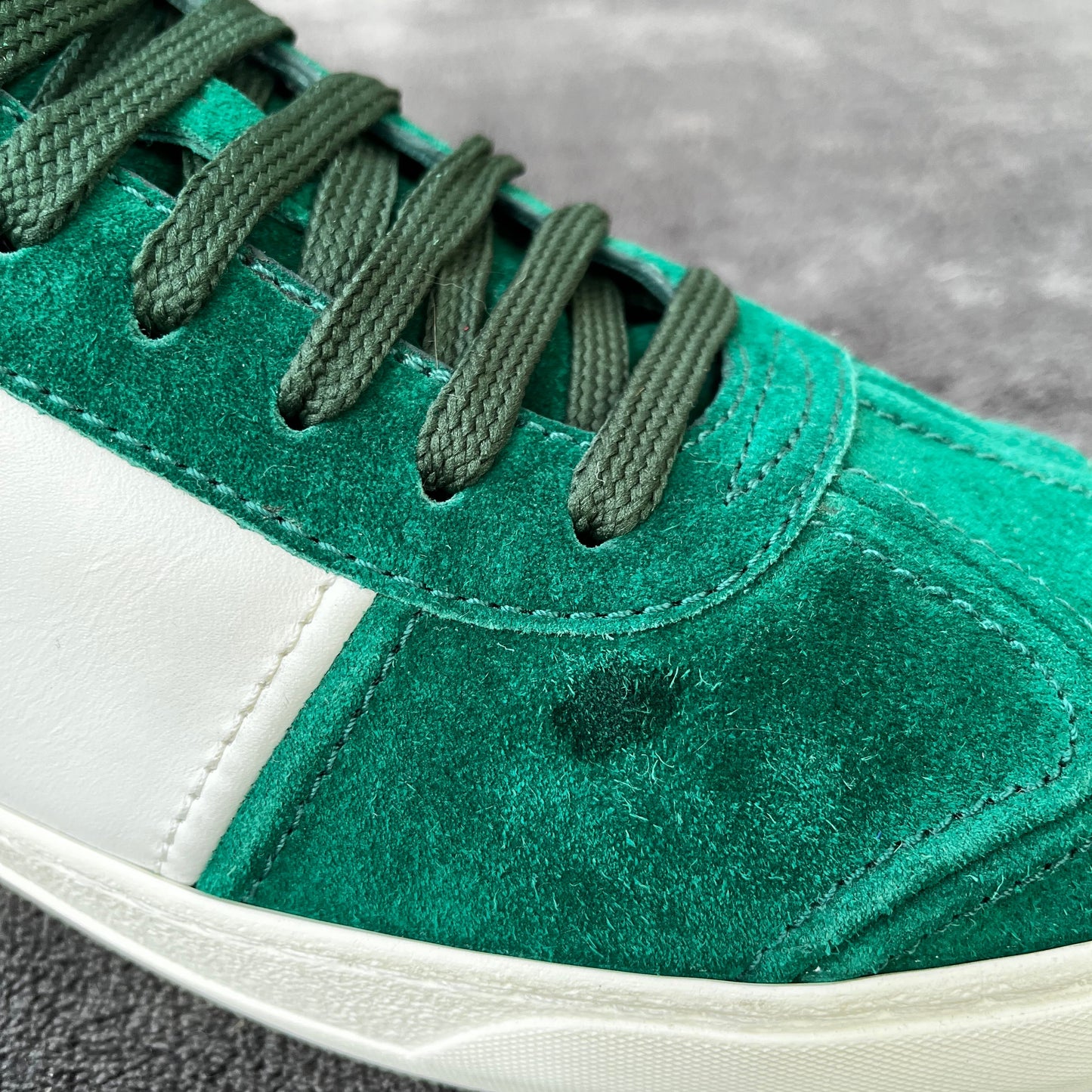 Valentino Flycrew Sneaker Suede Green | 41